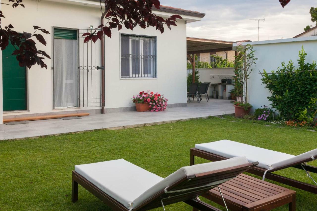Macchia Home Marina Di Carrara Luaran gambar